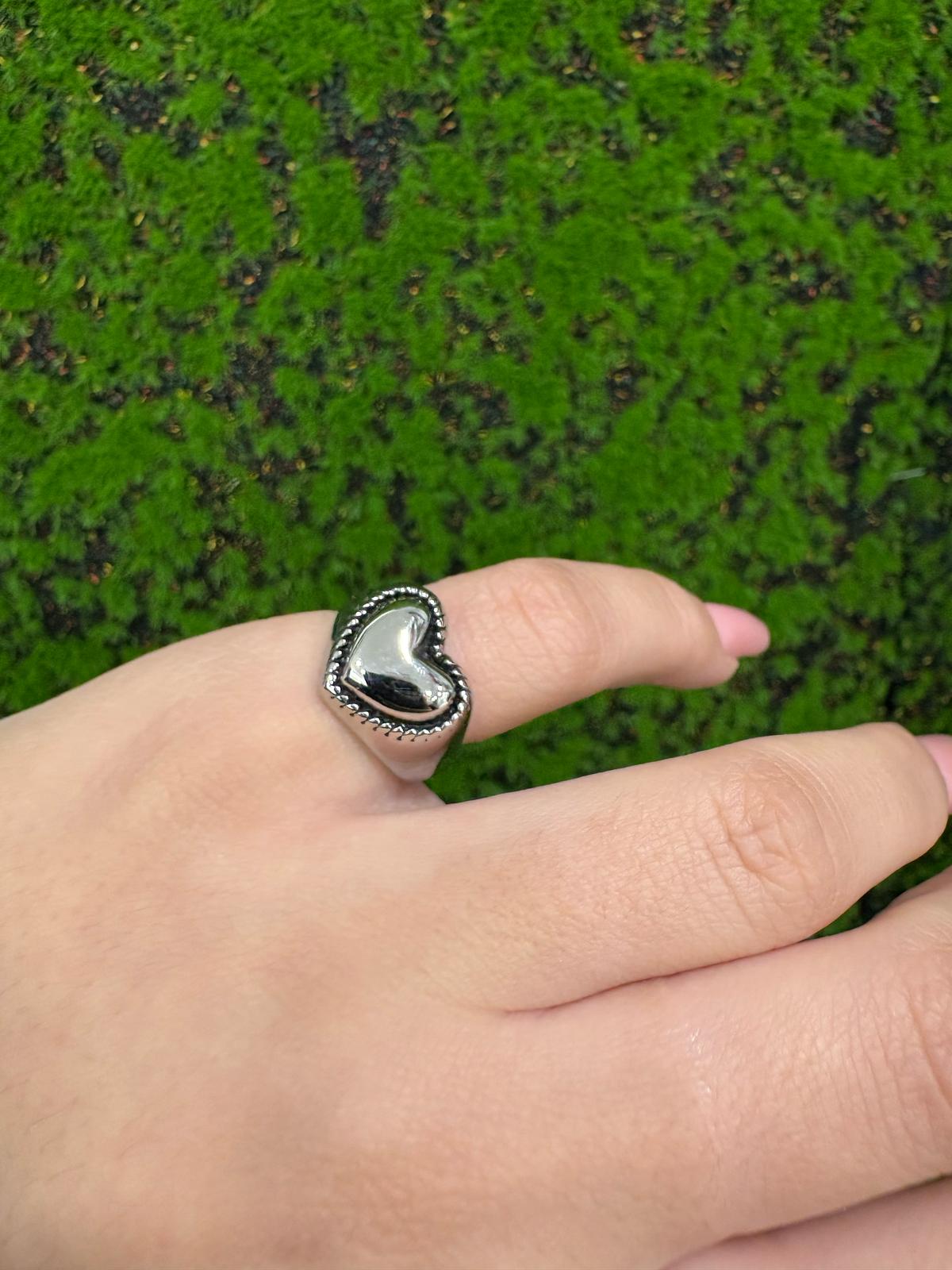 Chevalier Rounded Heart