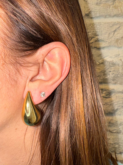 Trendy Teardrop Earring